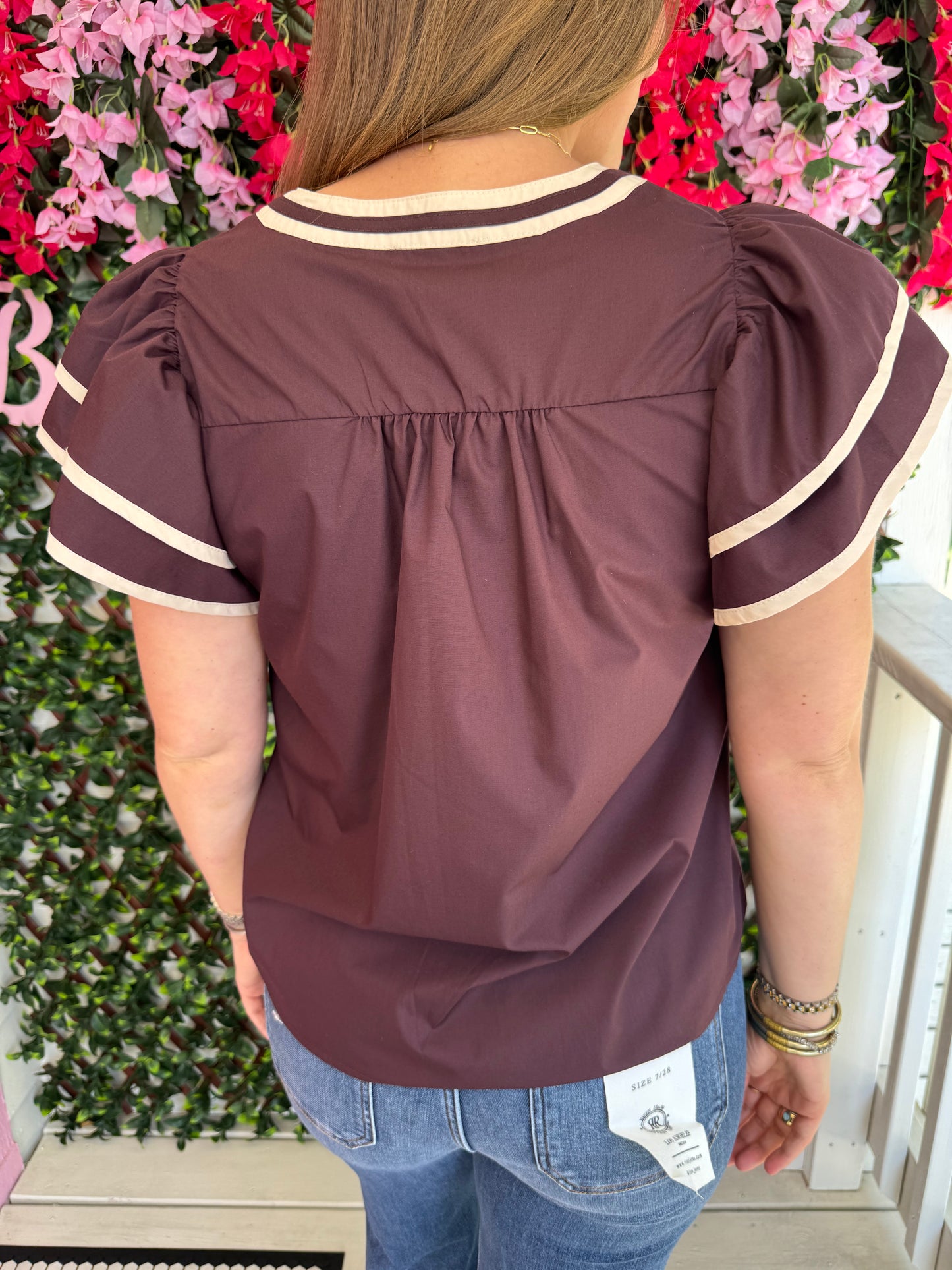 Cream Details Wine Top