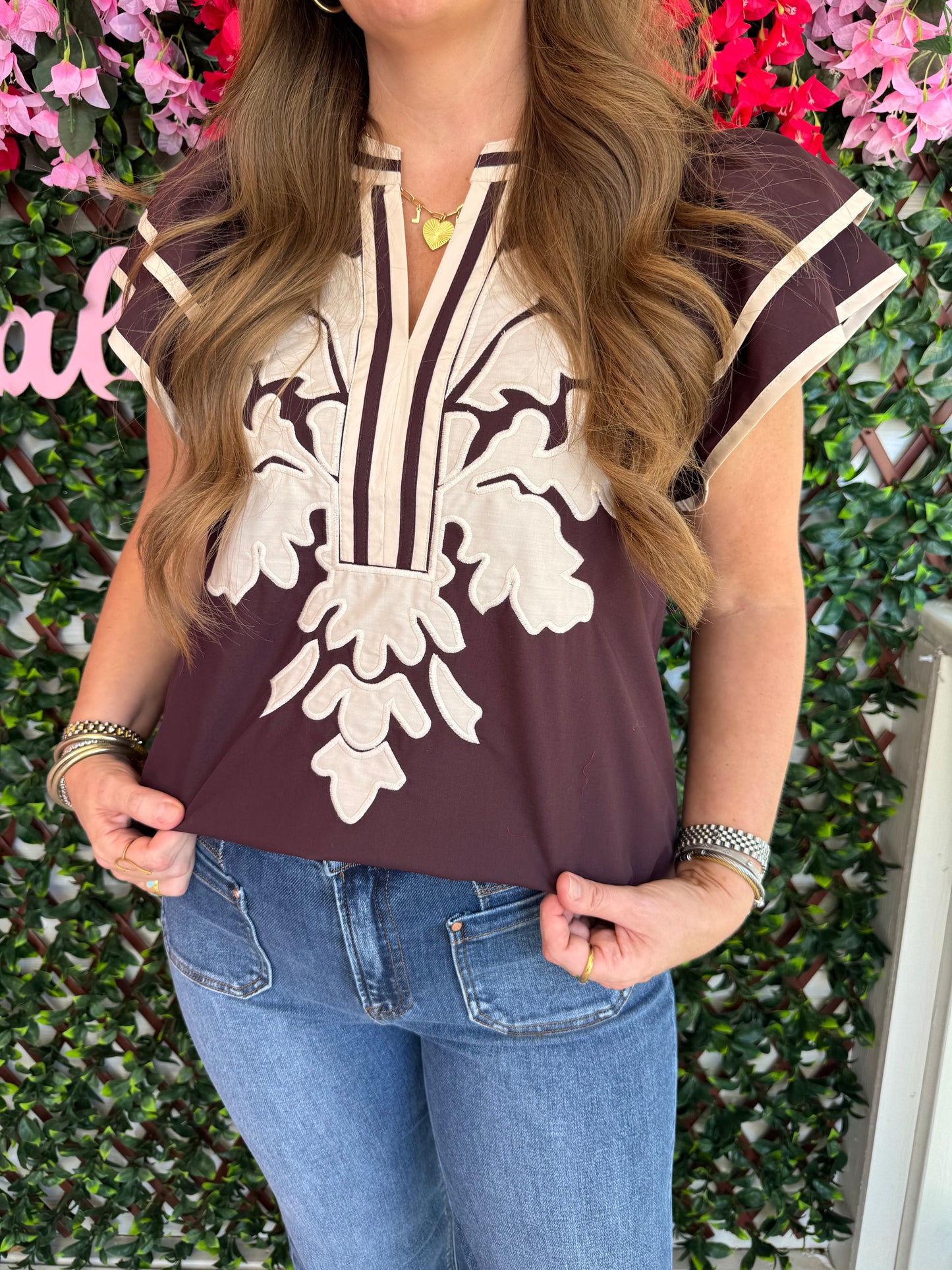 Cream Details Wine Top