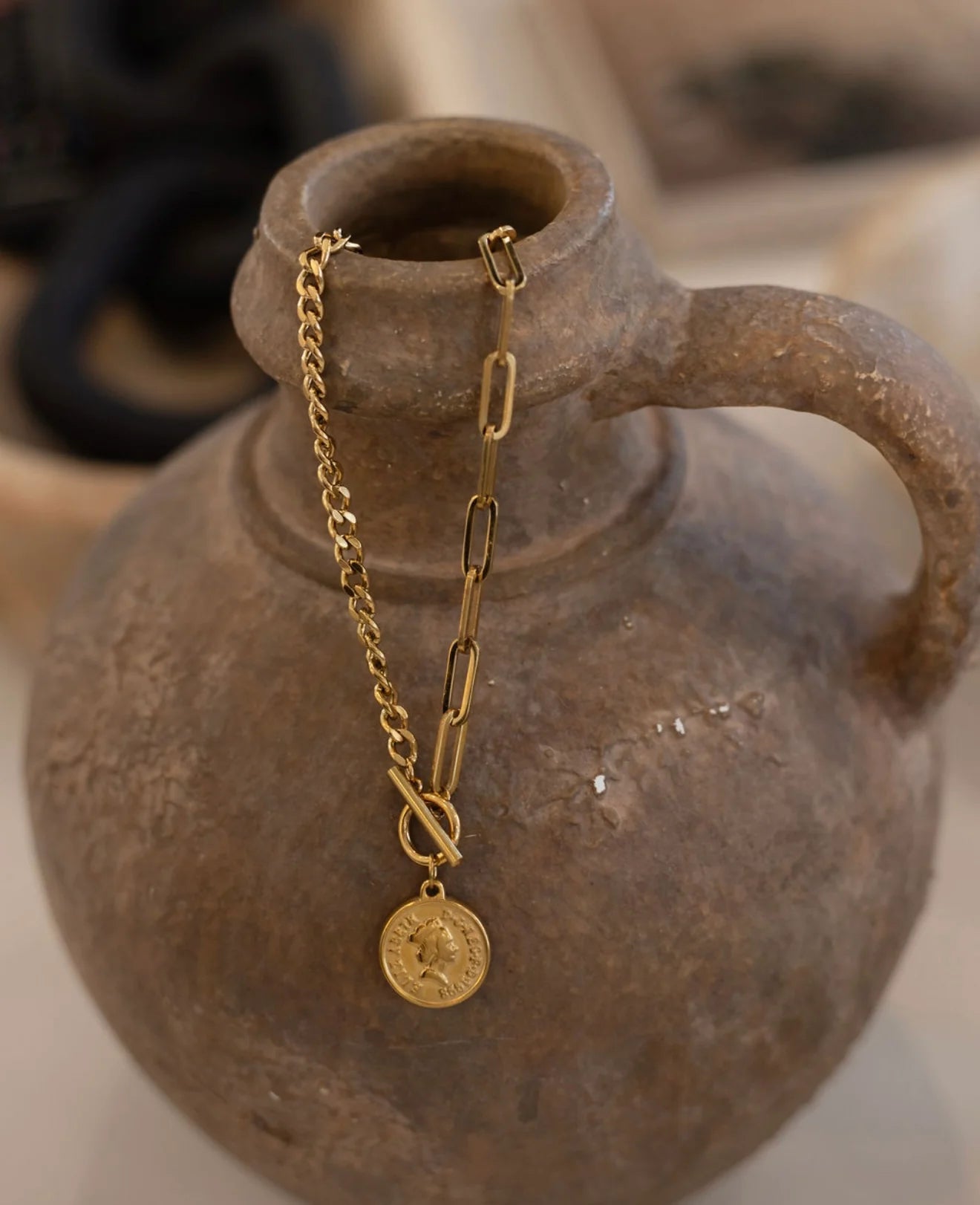 Chansutt Lila Necklace