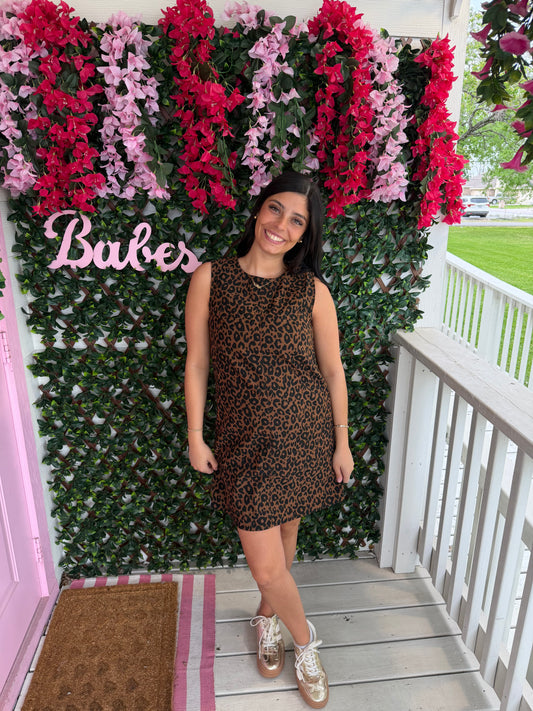 Chic Leopard Dress