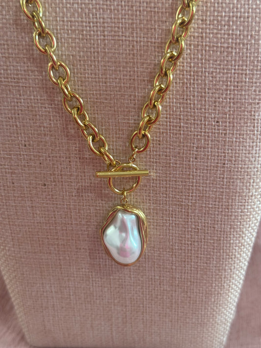 Chansuttpearls Chunky Enclosed Pearl Necklace
