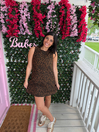Chic Leopard Dress