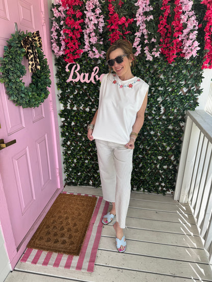 Floral Embroidery Muscle Tee