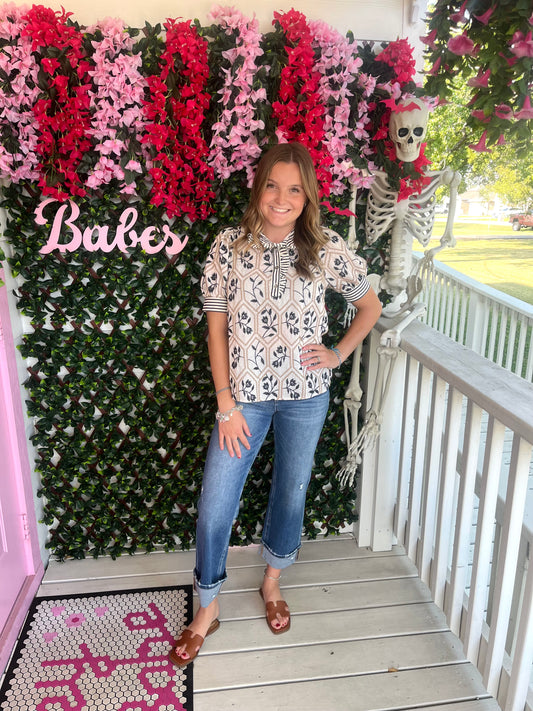 Ruffled Collar Floral Top