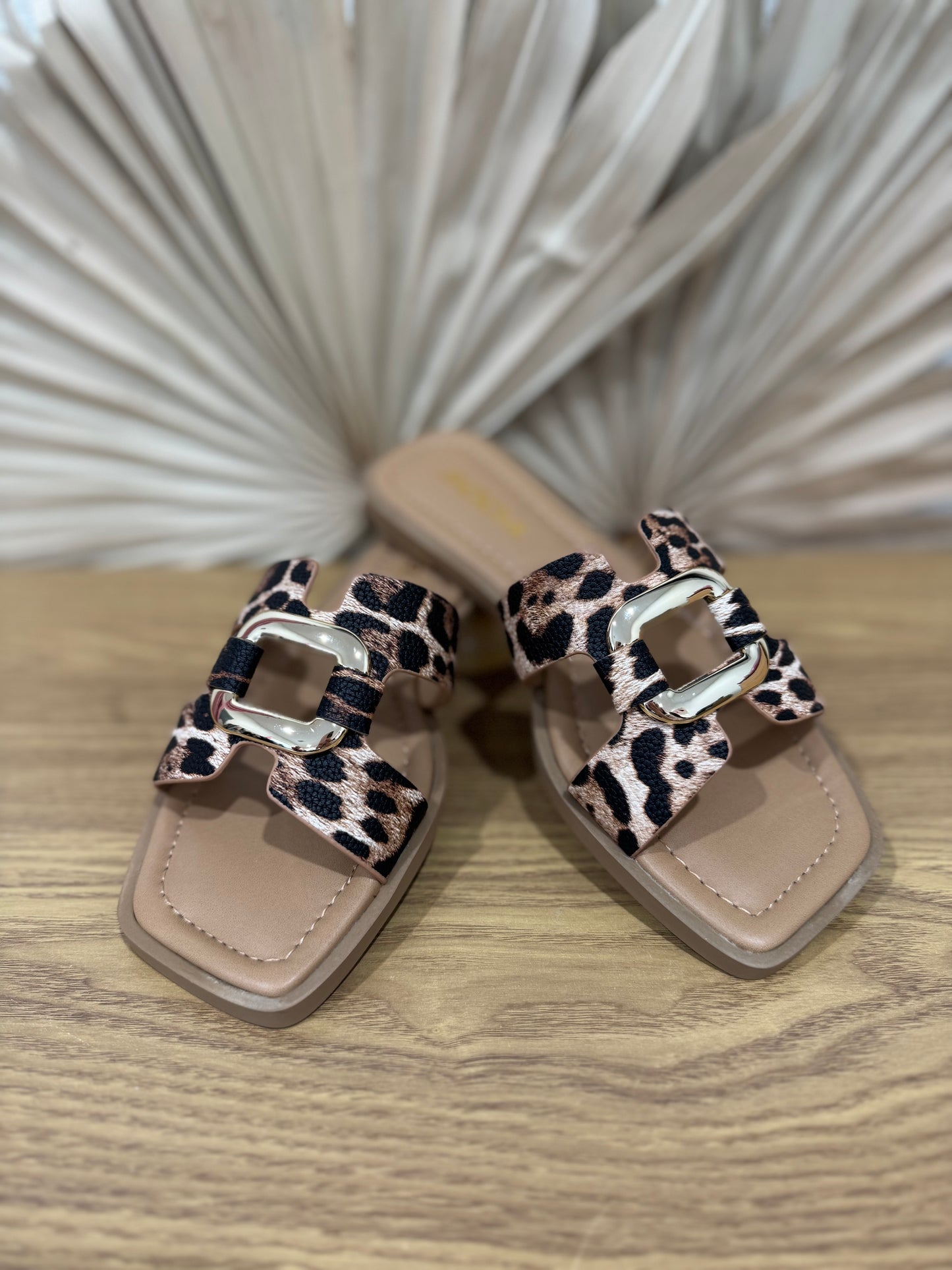 TamTam Leopard Sandals