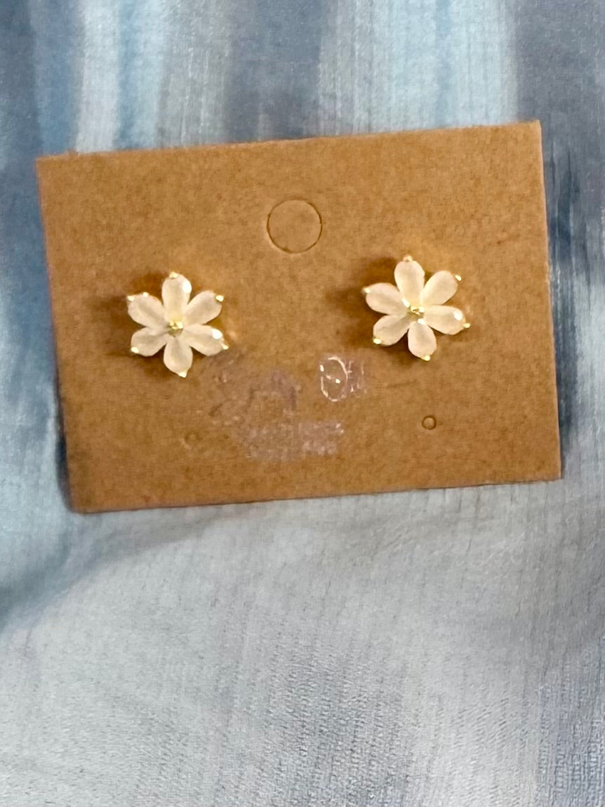 Dainty Floral Earrings