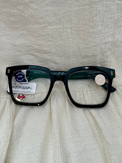 Peepers - Montage - Black
