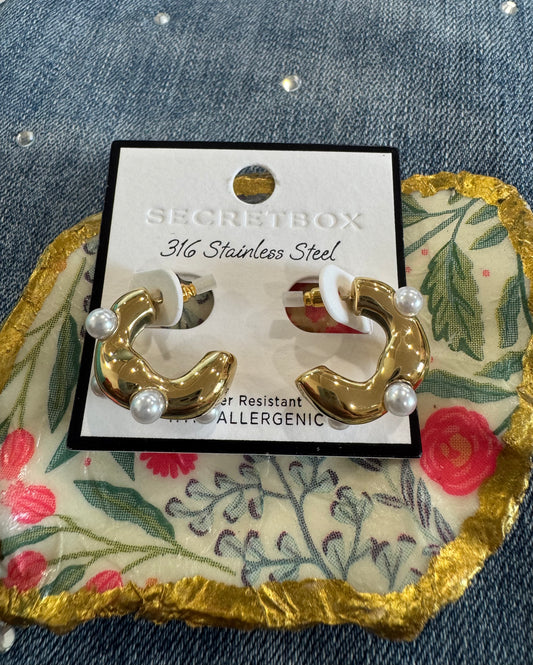 C Hoops Gold & Pearl