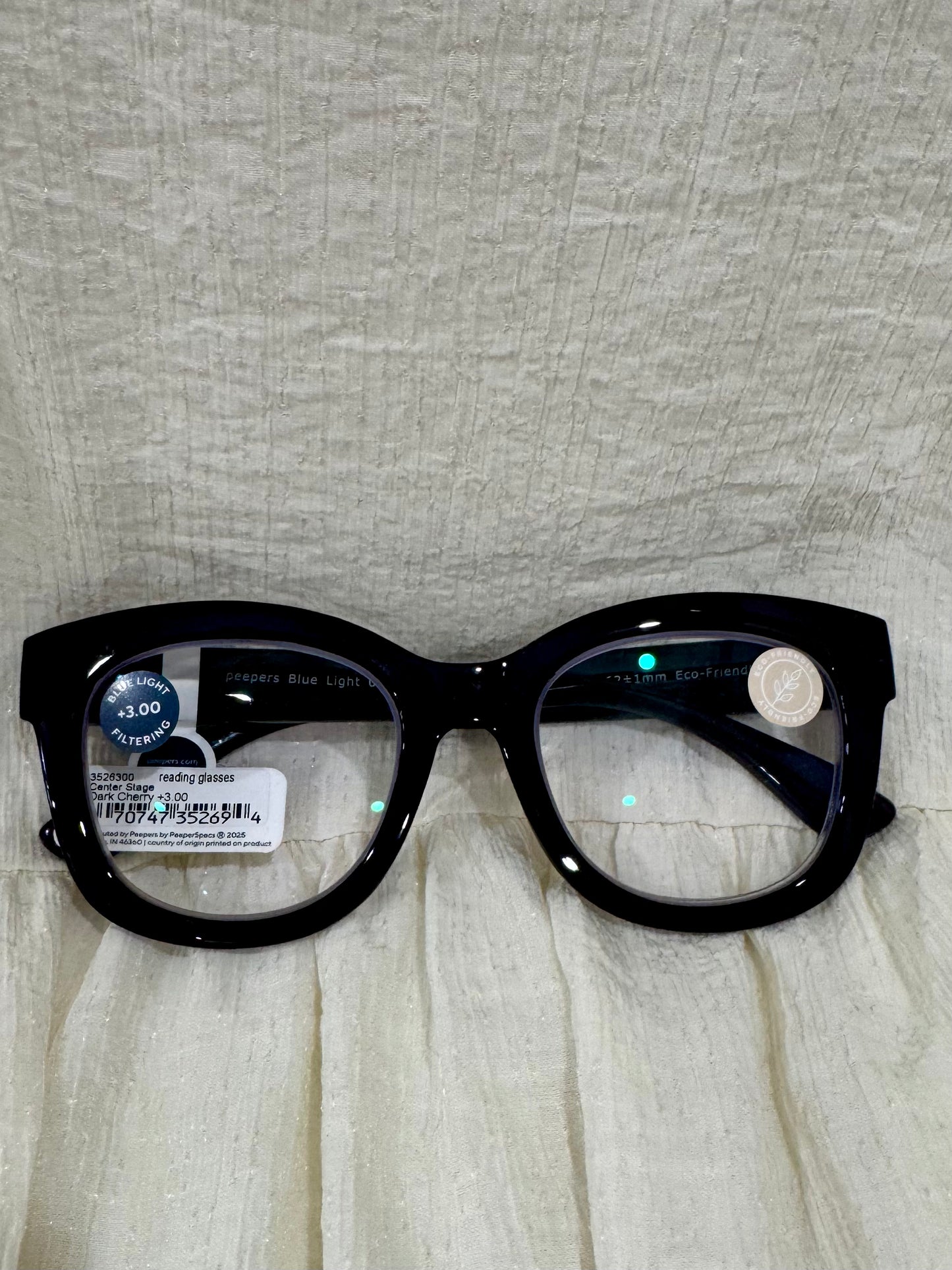 Peepers - Center Stage - Dark Cherry